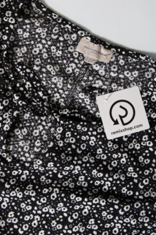 Γυναικεία μπλούζα ONLY Carmakoma, Μέγεθος XL, Χρώμα Πολύχρωμο, Τιμή 12,37 €
