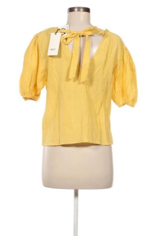 Дамска блуза Object, Размер M, Цвят Жълт, Цена 11,55 лв.