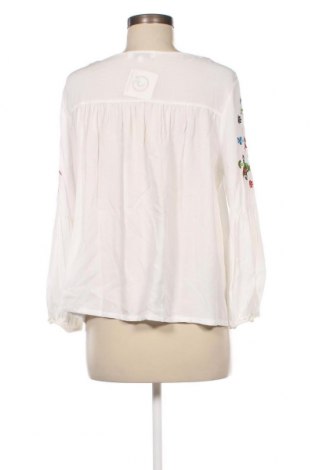 Γυναικεία μπλούζα Osley, Μέγεθος M, Χρώμα Λευκό, Τιμή 5,83 €
