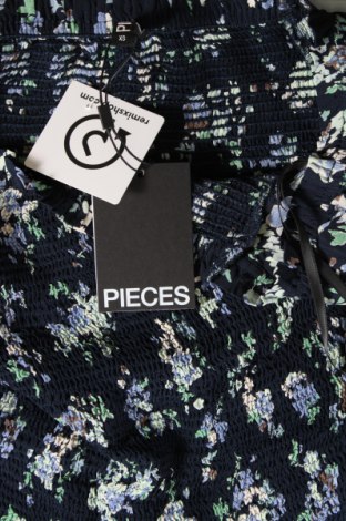 Дамска блуза Pieces, Размер XS, Цвят Многоцветен, Цена 46,00 лв.