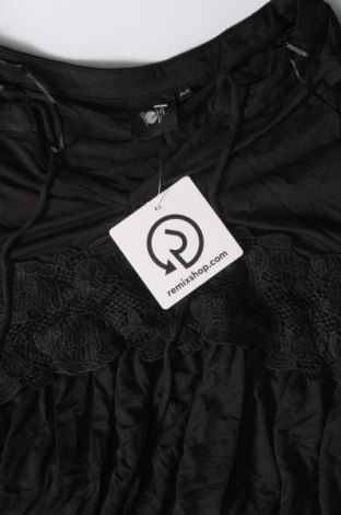 Γυναικεία μπλούζα Pota, Μέγεθος M, Χρώμα Μαύρο, Τιμή 3,53 €