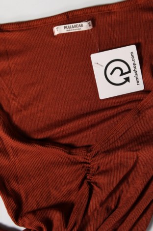 Γυναικεία μπλούζα Pull&Bear, Μέγεθος S, Χρώμα Καφέ, Τιμή 3,64 €