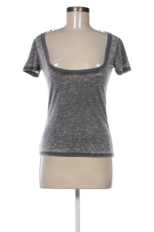 Damen Shirt River Island, Größe M, Farbe Grau, Preis € 10,20