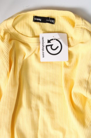 Γυναικεία μπλούζα Sinsay, Μέγεθος XXS, Χρώμα Κίτρινο, Τιμή 9,79 €