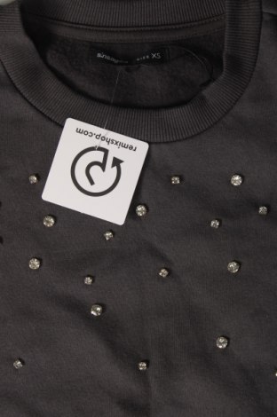 Damen Shirt Sinsay, Größe XS, Farbe Grau, Preis 4,33 €