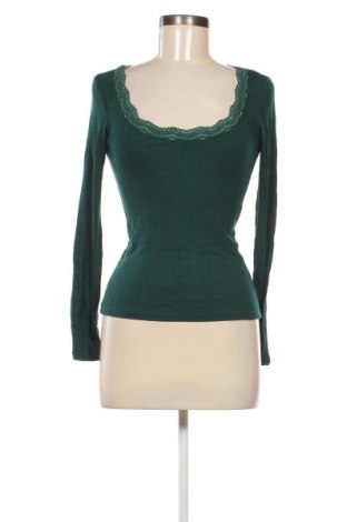 Γυναικεία μπλούζα Stradivarius, Μέγεθος M, Χρώμα Πράσινο, Τιμή 11,75 €