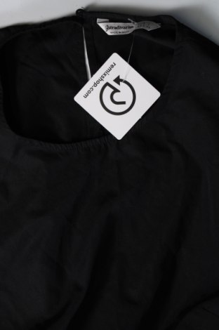 Damen Shirt Stradivarius, Größe L, Farbe Schwarz, Preis 9,72 €