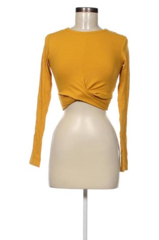 Γυναικεία μπλούζα Stradivarius, Μέγεθος S, Χρώμα Κίτρινο, Τιμή 11,75 €