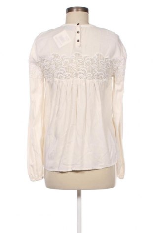 Дамска блуза VILA, Размер L, Цвят Бял, Цена 20,00 лв.