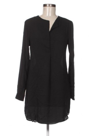 Дамска блуза VILA, Размер S, Цвят Черен, Цена 20,00 лв.