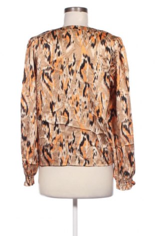 Damen Shirt VILA, Größe M, Farbe Mehrfarbig, Preis 13,92 €