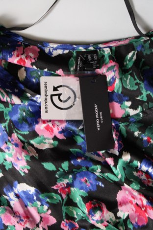 Γυναικεία μπλούζα Vero Moda, Μέγεθος 3XL, Χρώμα Πολύχρωμο, Τιμή 10,43 €