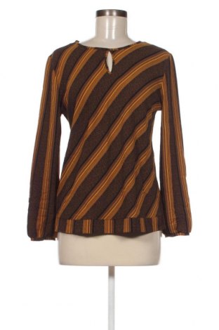 Дамска блуза Vila Joy, Размер XS, Цвят Многоцветен, Цена 6,80 лв.