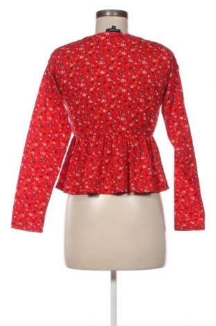 Γυναικεία μπλούζα Wednesday's Girl, Μέγεθος S, Χρώμα Κόκκινο, Τιμή 3,15 €