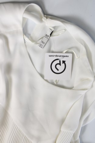 Дамска блуза Zara Trafaluc, Размер L, Цвят Екрю, Цена 54,10 лв.
