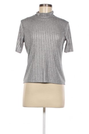 Дамска блуза Zara Trafaluc, Размер M, Цвят Сив, Цена 21,99 лв.