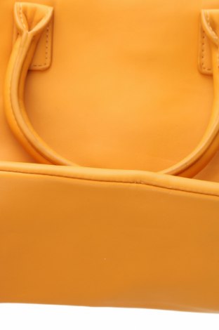 Дамска чанта Colette By Colette Hayman, Цвят Жълт, Цена 41,00 лв.