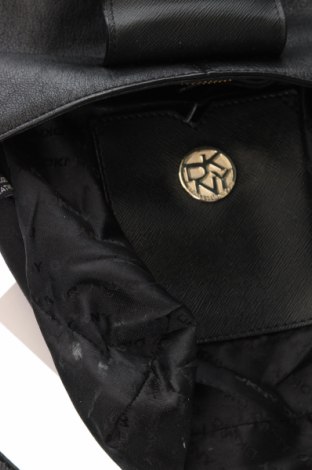 Дамска чанта DKNY, Цвят Черен, Цена 119,00 лв.