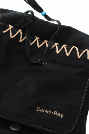 Дамска чанта Daniel Ray, Цвят Черен, Цена 36,85 лв.