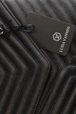 Дамска чанта Luisa Vannini, Цвят Черен, Цена 230,04 лв.