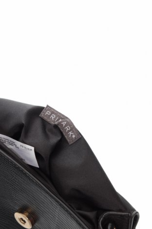 Дамска чанта Primark, Цвят Черен, Цена 16,15 лв.