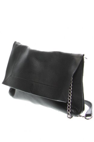 Дамска чанта Pull&Bear, Цвят Черен, Цена 11,40 лв.
