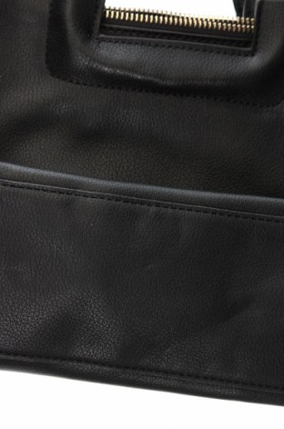 Дамска чанта Zara Trafaluc, Цвят Черен, Цена 20,00 лв.