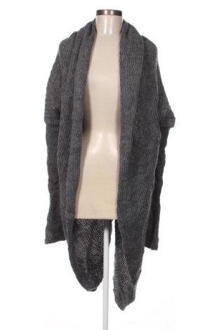 Damen Strickjacke Guess, Größe L, Farbe Grau, Preis 28,39 €