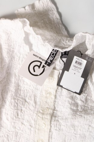 Γυναικεία ζακέτα Pieces, Μέγεθος S, Χρώμα Λευκό, Τιμή 31,96 €