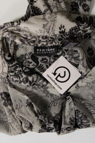 Γυναικείο πουκάμισο New York & Company, Μέγεθος XS, Χρώμα Πολύχρωμο, Τιμή 8,87 €