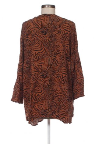 Γυναικείο πουκάμισο ONLY Carmakoma, Μέγεθος XXL, Χρώμα Καφέ, Τιμή 12,00 €