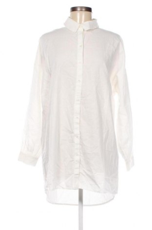 Дамска риза Vero Moda, Размер XS, Цвят Бял, Цена 25,30 лв.