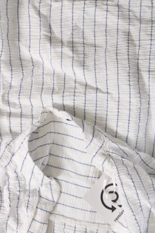 Дамска риза Zara, Размер M, Цвят Бял, Цена 15,50 лв.