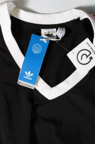 Damski T-shirt Adidas Originals, Rozmiar XXS, Kolor Czarny, Cena 72,71 zł