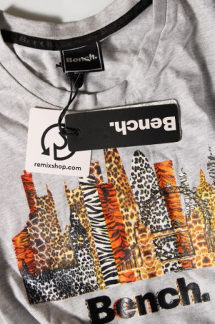 Γυναικείο t-shirt Bench, Μέγεθος M, Χρώμα Γκρί, Τιμή 18,56 €