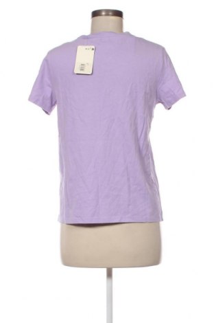 Damen T-Shirt Levi's, Größe M, Farbe Lila, Preis 19,18 €