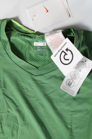 Γυναικείο t-shirt Nike, Μέγεθος S, Χρώμα Πράσινο, Τιμή 16,30 €