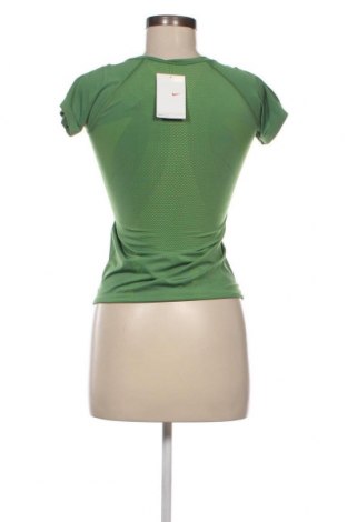 Damen T-Shirt Nike, Größe M, Farbe Grün, Preis € 19,18