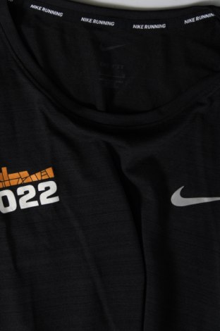 Ανδρικό t-shirt Nike Running, Μέγεθος L, Χρώμα Μαύρο, Τιμή 9,55 €