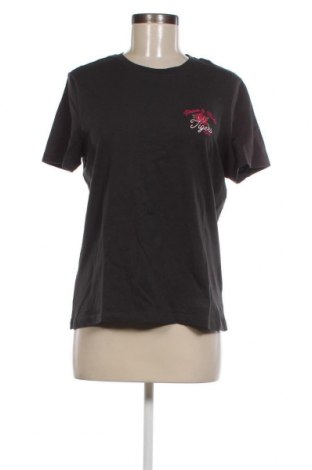 Γυναικείο t-shirt ONLY, Μέγεθος M, Χρώμα Γκρί, Τιμή 15,98 €