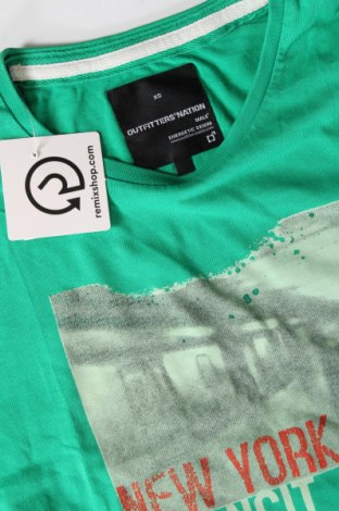 Γυναικείο t-shirt Outfitters Nation, Μέγεθος XS, Χρώμα Πράσινο, Τιμή 6,62 €