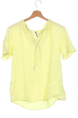 Γυναικείο t-shirt S.Oliver, Μέγεθος XS, Χρώμα Κίτρινο, Τιμή 18,56 €
