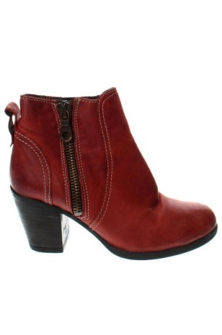 Dámské boty , Velikost 36, Barva Červená, Cena  596,00 Kč