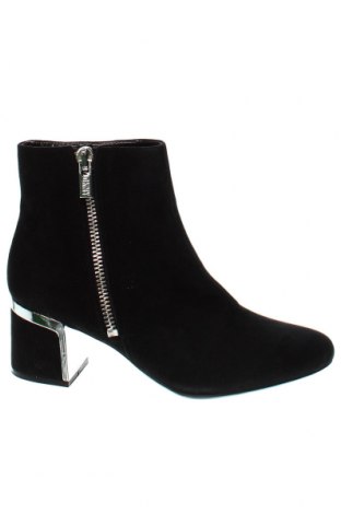 Dámské boty  DKNY, Velikost 39, Barva Černá, Cena  3 400,00 Kč