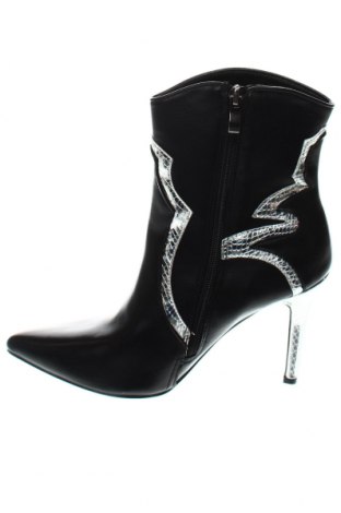 Dámské boty  Diamantique, Velikost 39, Barva Černá, Cena  457,00 Kč