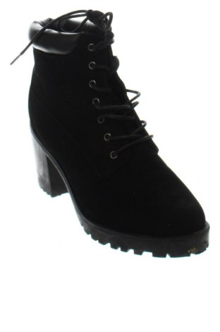 Dámské boty  Sinsay, Velikost 38, Barva Černá, Cena  201,00 Kč