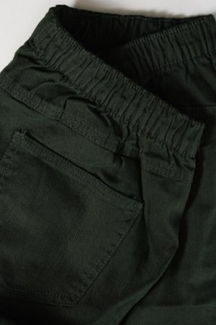 Dámske džínsy , Veľkosť L, Farba Zelená, Cena  4,60 €