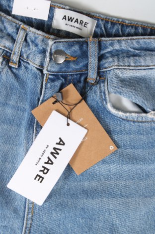 Dámske džínsy  Aware by Vero Moda, Veľkosť XS, Farba Modrá, Cena  6,75 €