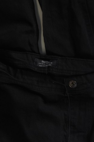 Damen Jeans Bershka, Größe M, Farbe Schwarz, Preis 5,93 €