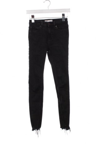 Damen Jeans Bershka, Größe XS, Farbe Schwarz, Preis 9,00 €